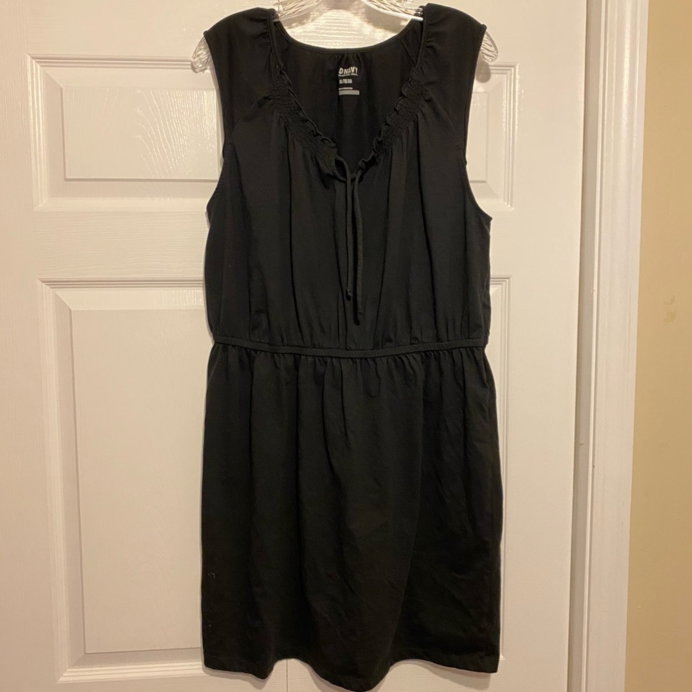 Old Navy Smocked Tie-Neck Dress Size XL